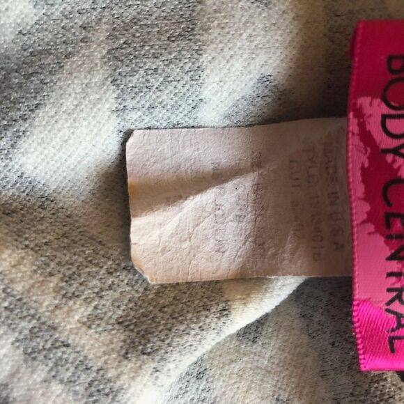 Black & White Geometric Bodycon Dress Junior Size M Open Ladder Back Zip VGUC - Picture 6 of 6